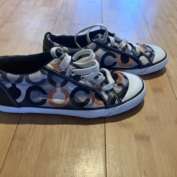 Vintage Y2K Women’s Size 6 Coach Monogram Logo Canvas Sneakers - Picture 3 of 7